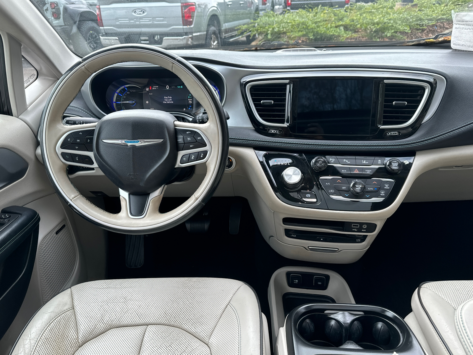 2018 Chrysler Pacifica Hybrid Limited 24