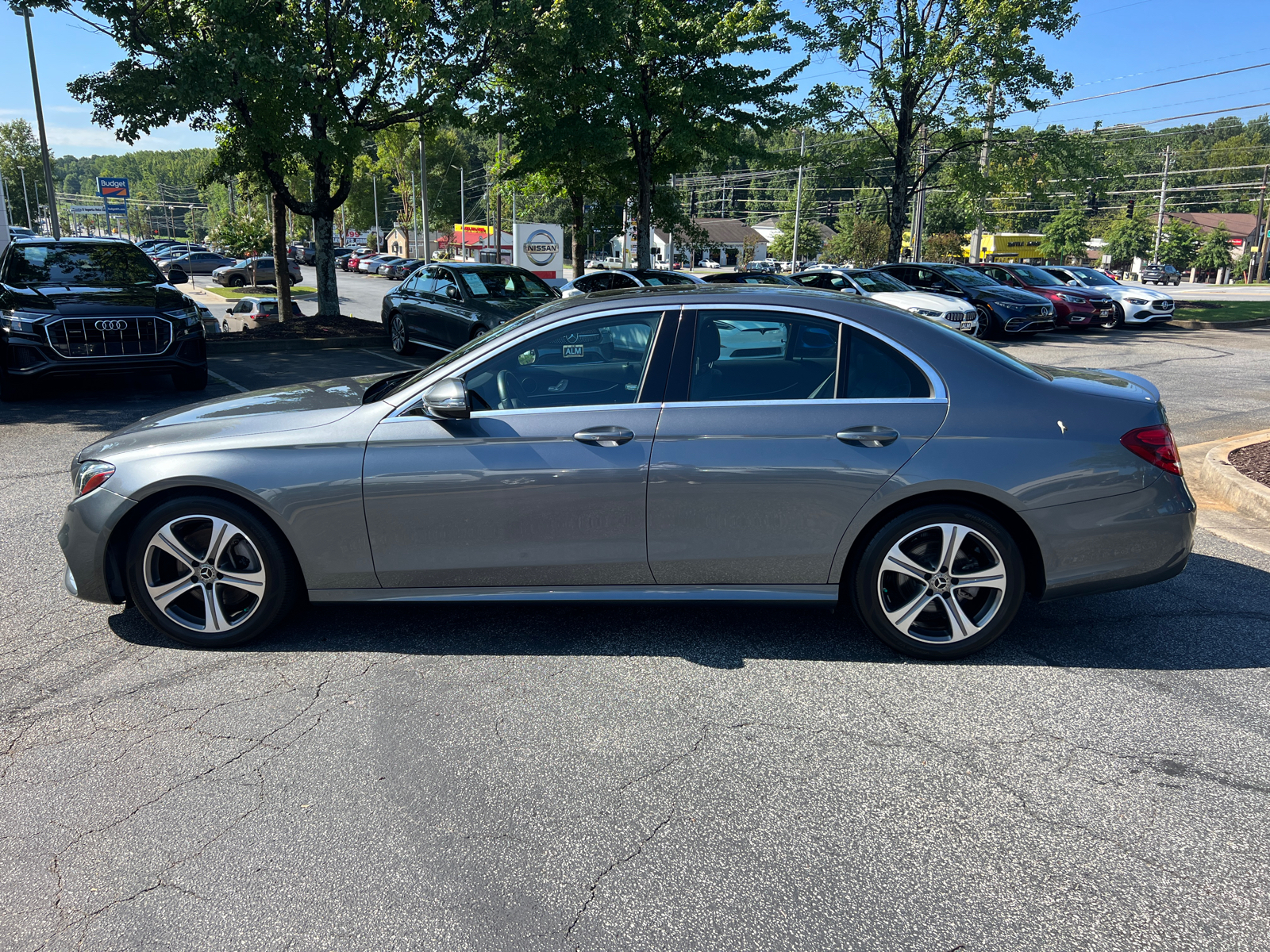 2019 Mercedes-Benz E-Class E 300 8