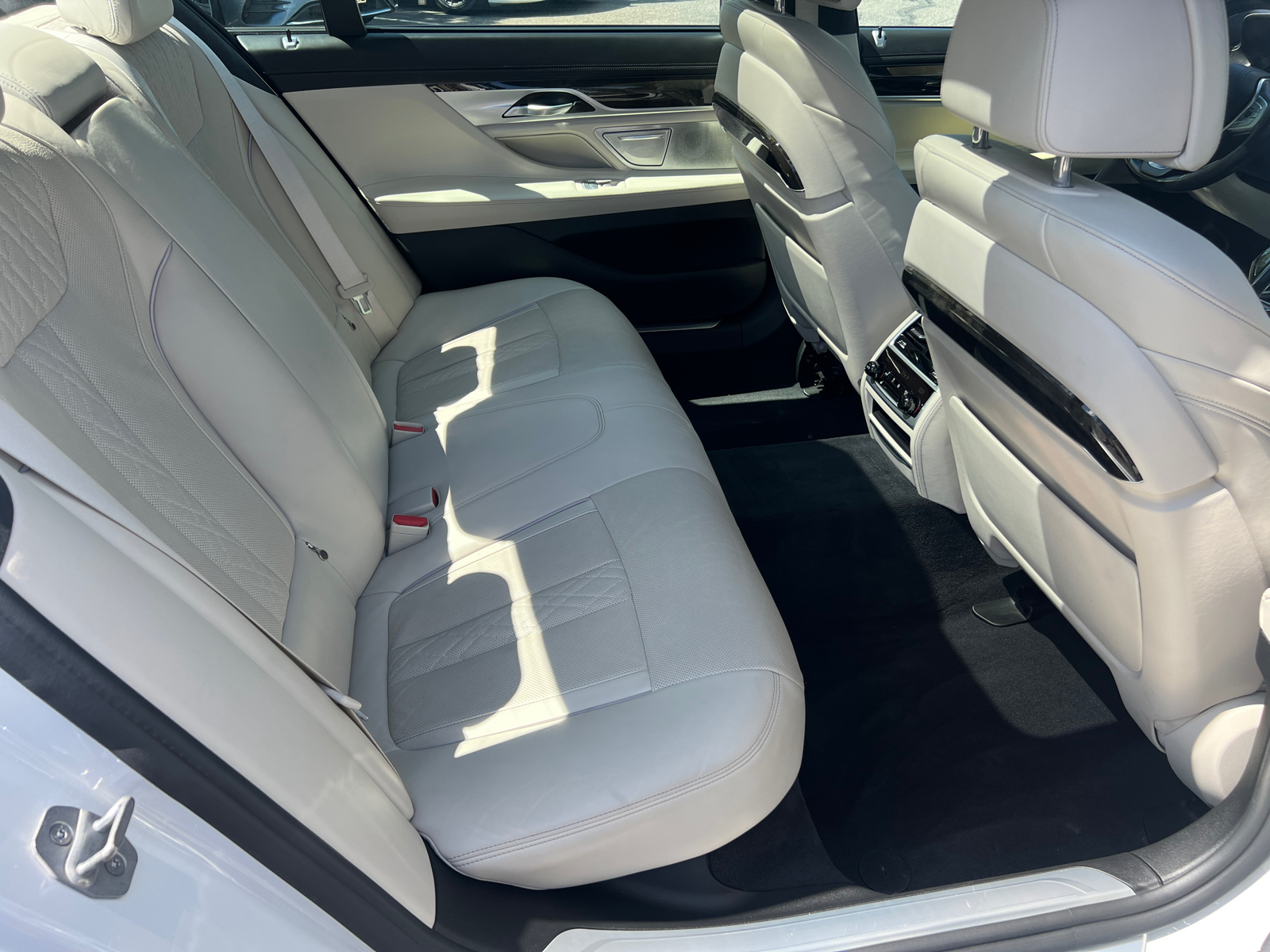 2019 BMW 7 Series ALPINA B7 xDrive 16