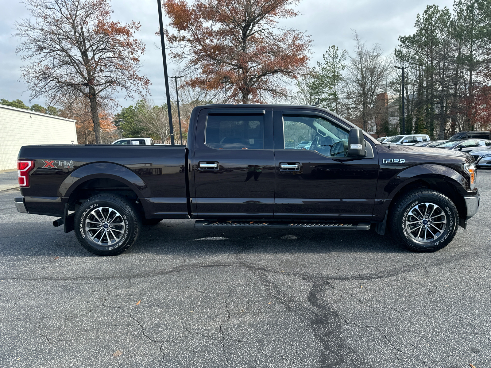 2019 Ford F-150 XLT 4