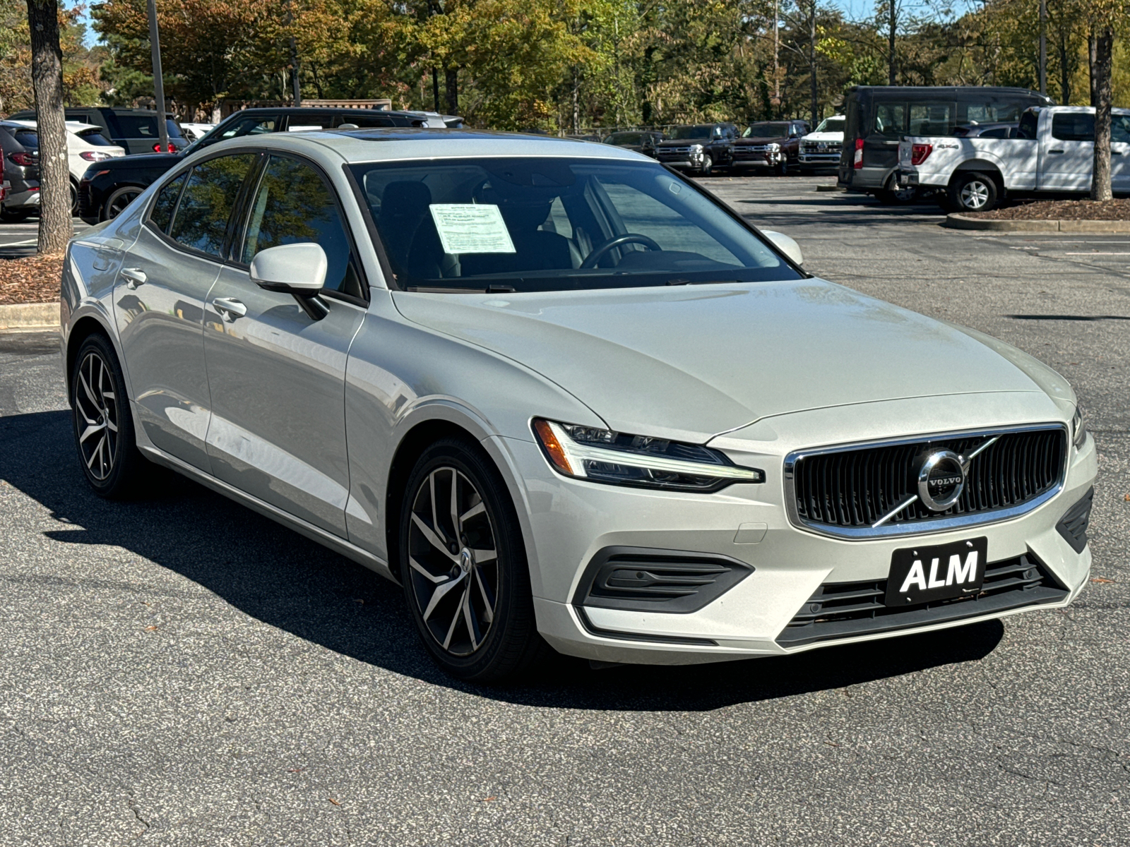 2020 Volvo S60 T6 Momentum 3