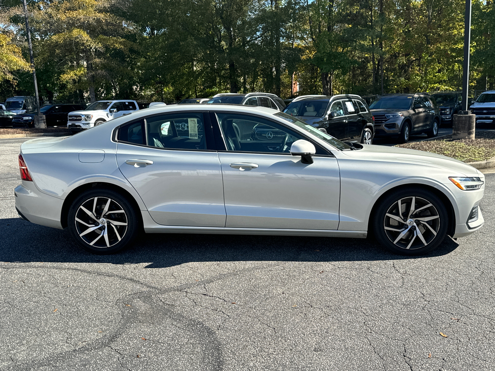 2020 Volvo S60 T6 Momentum 4