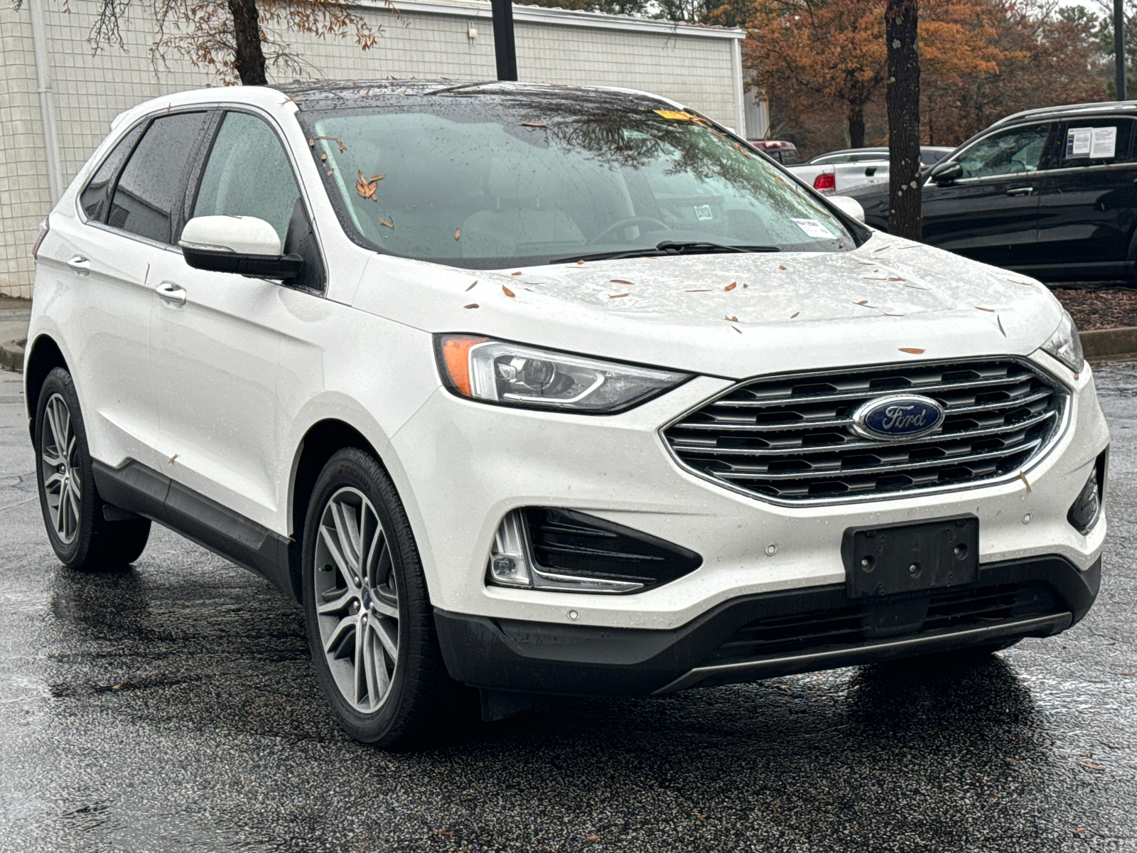 2021 Ford Edge Titanium 3