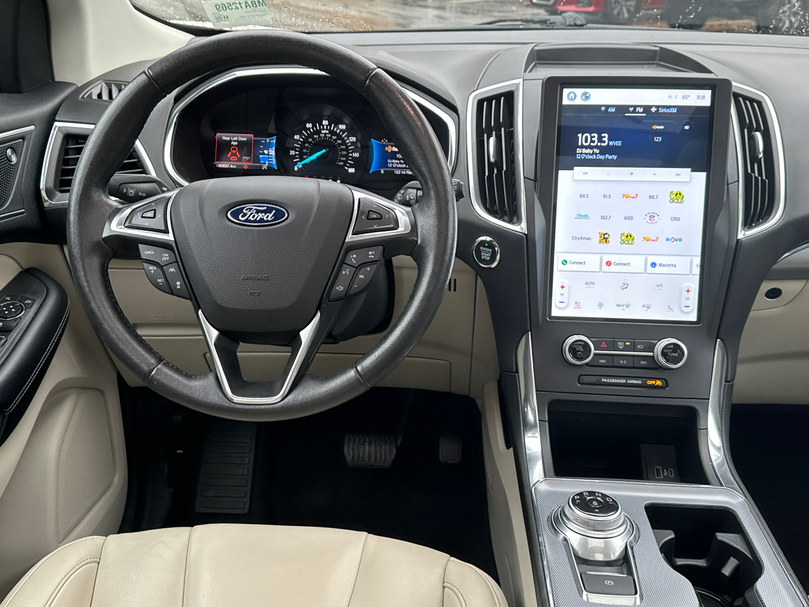 2021 Ford Edge Titanium 24