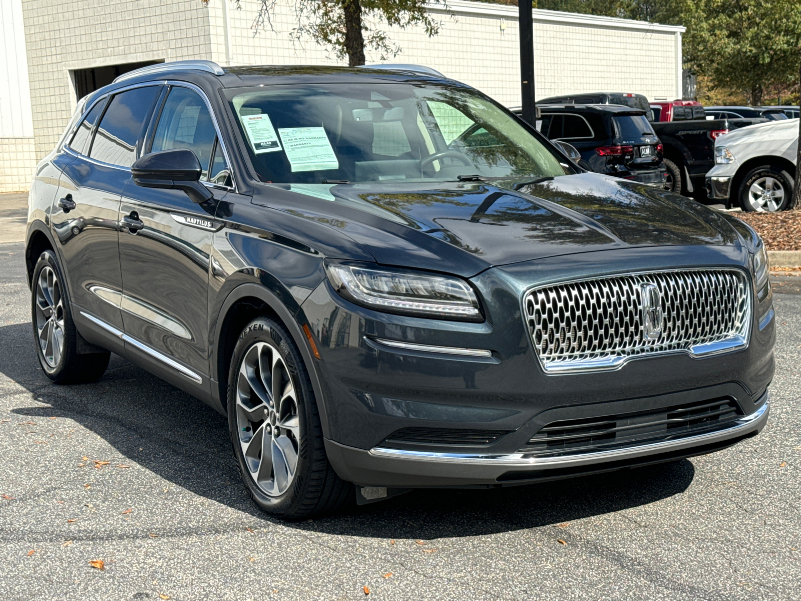 2021 Lincoln Nautilus Reserve 3