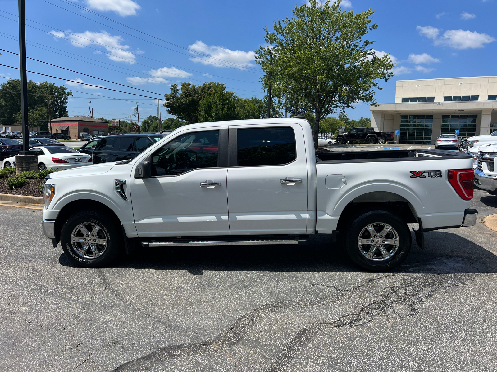 2021 Ford F-150 XLT 8