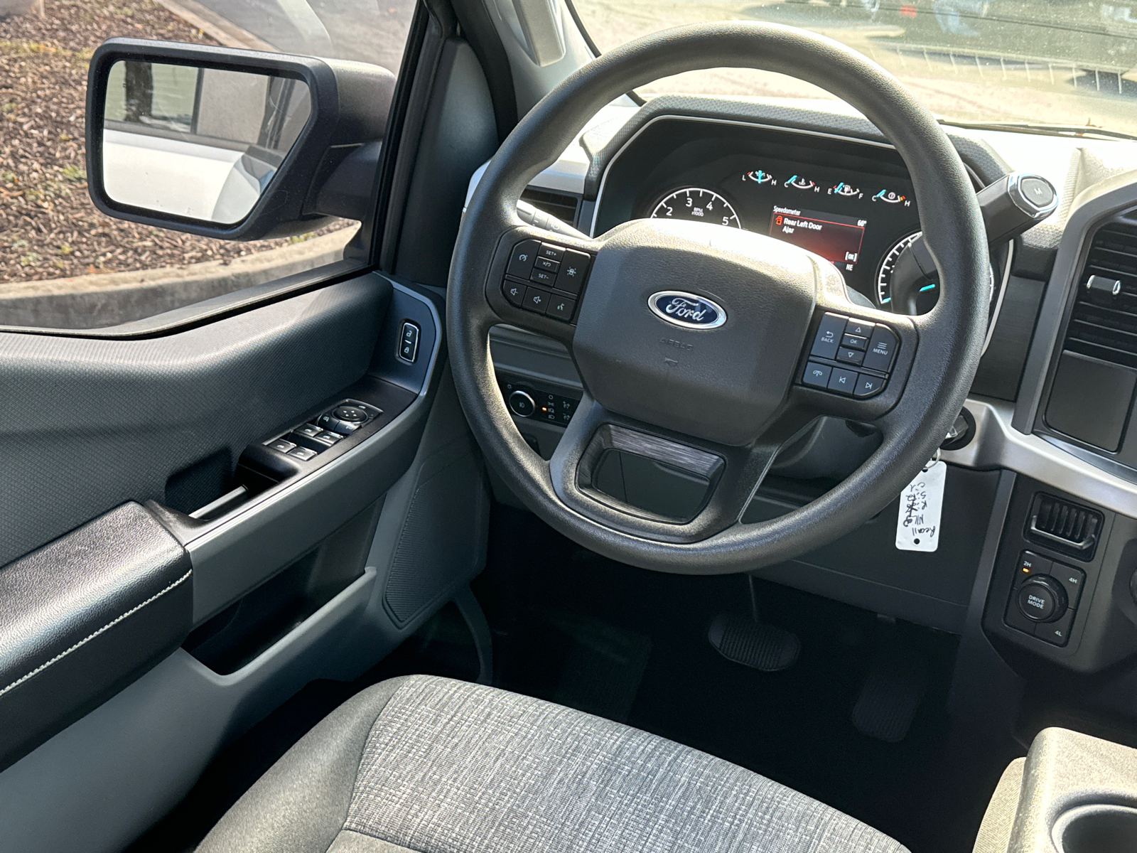 2021 Ford F-150 XLT 24