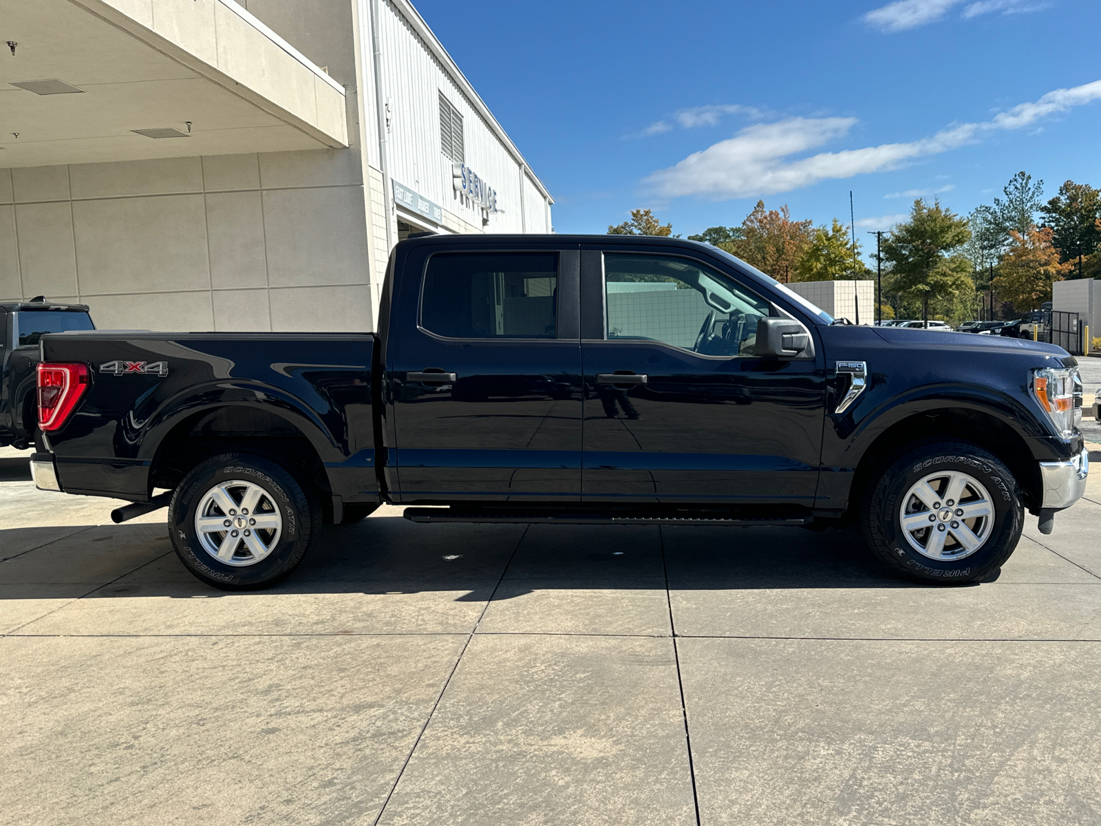 2021 Ford F-150 XLT 4