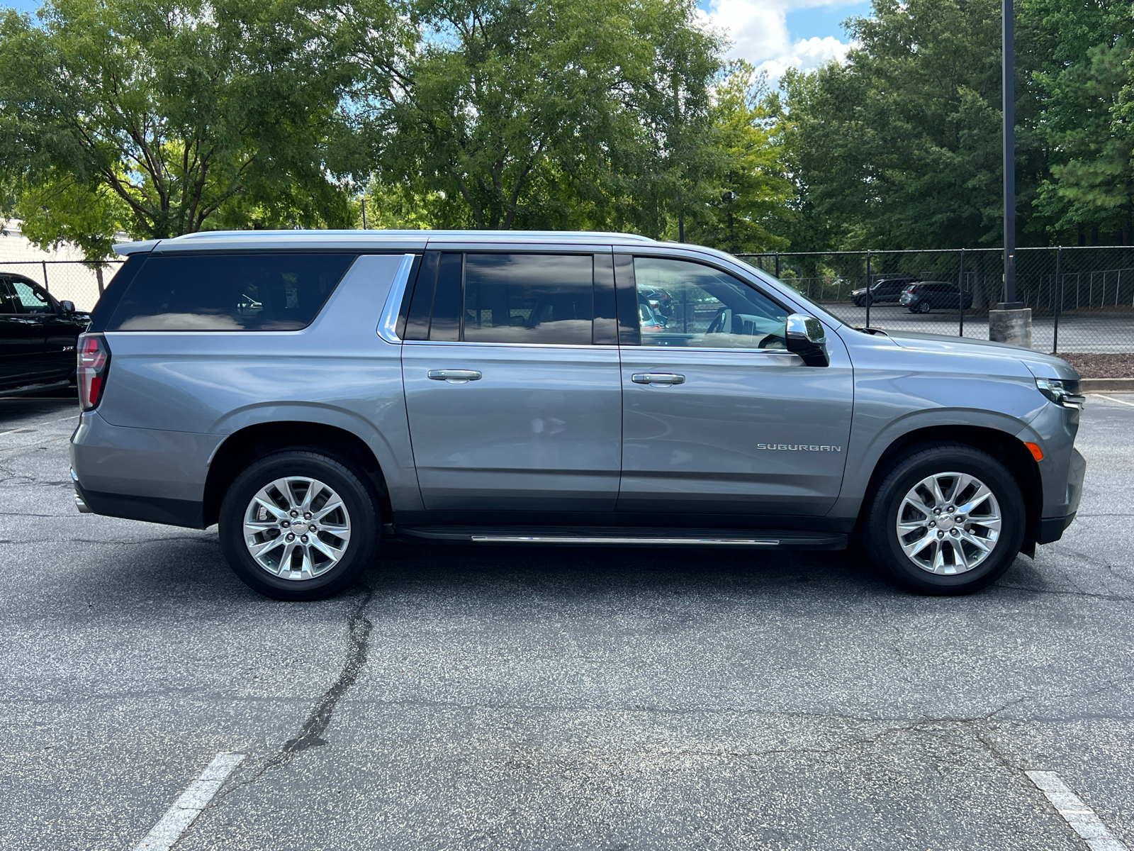 2021 Chevrolet Suburban Premier 6