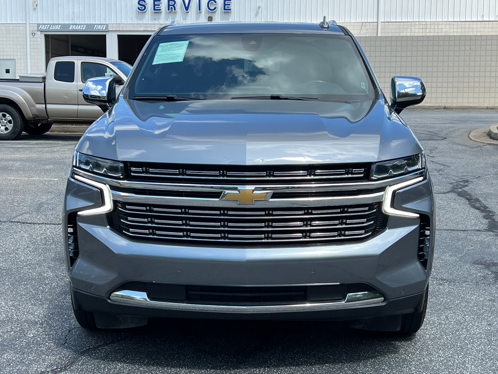 2021 Chevrolet Suburban Premier 8