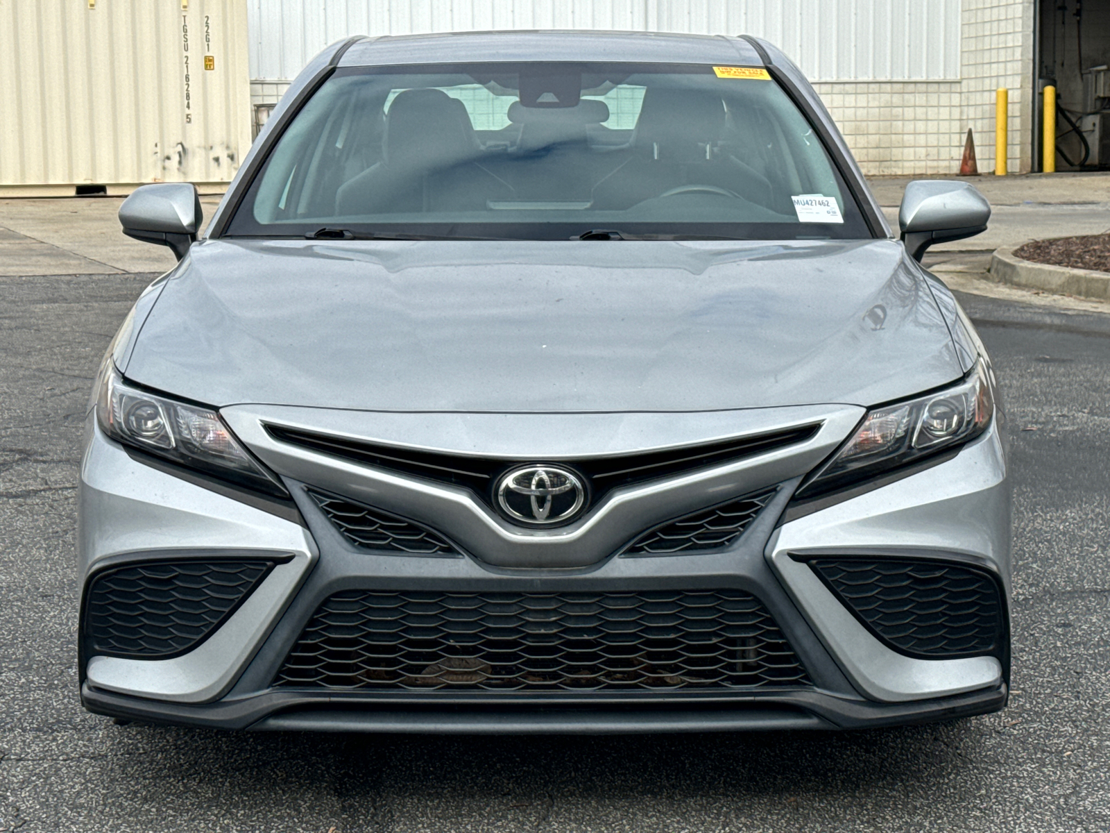 2021 Toyota Camry SE 2