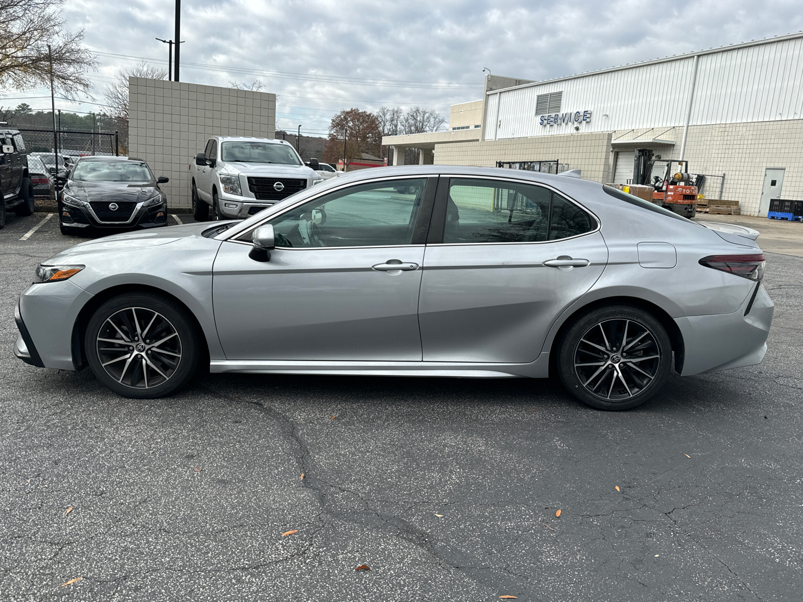 2021 Toyota Camry SE 8