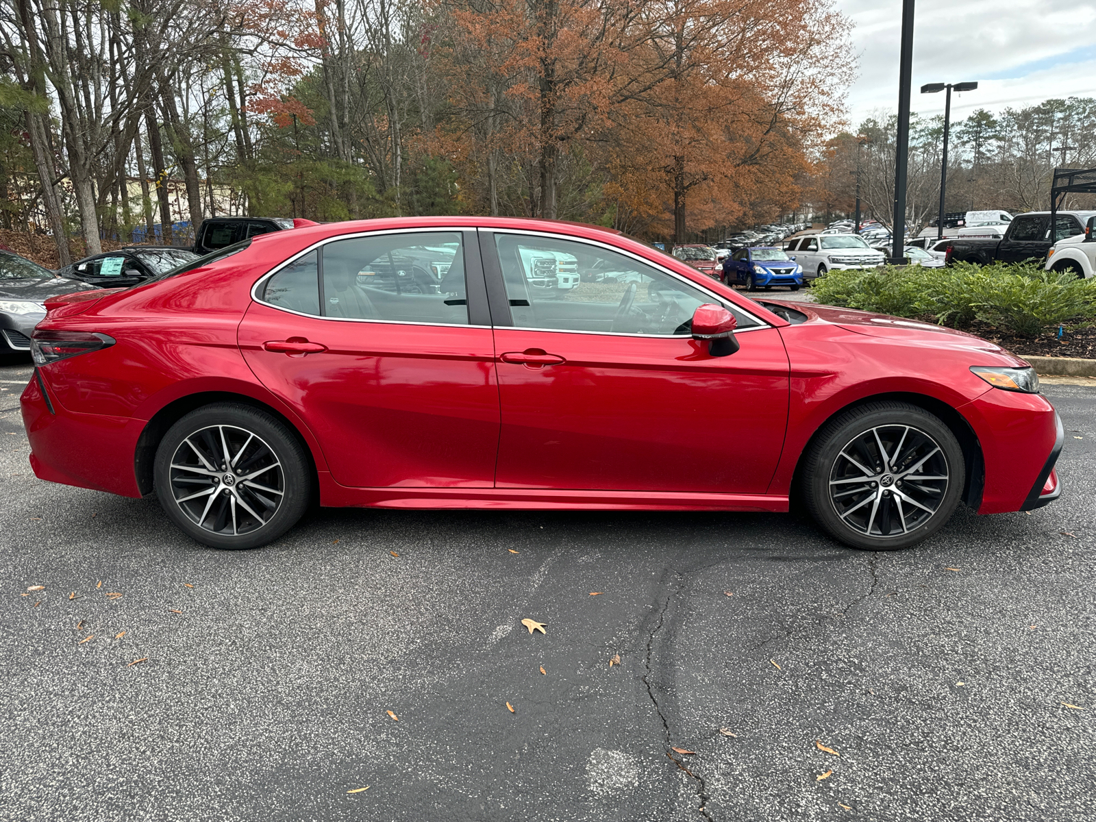 2021 Toyota Camry SE 4