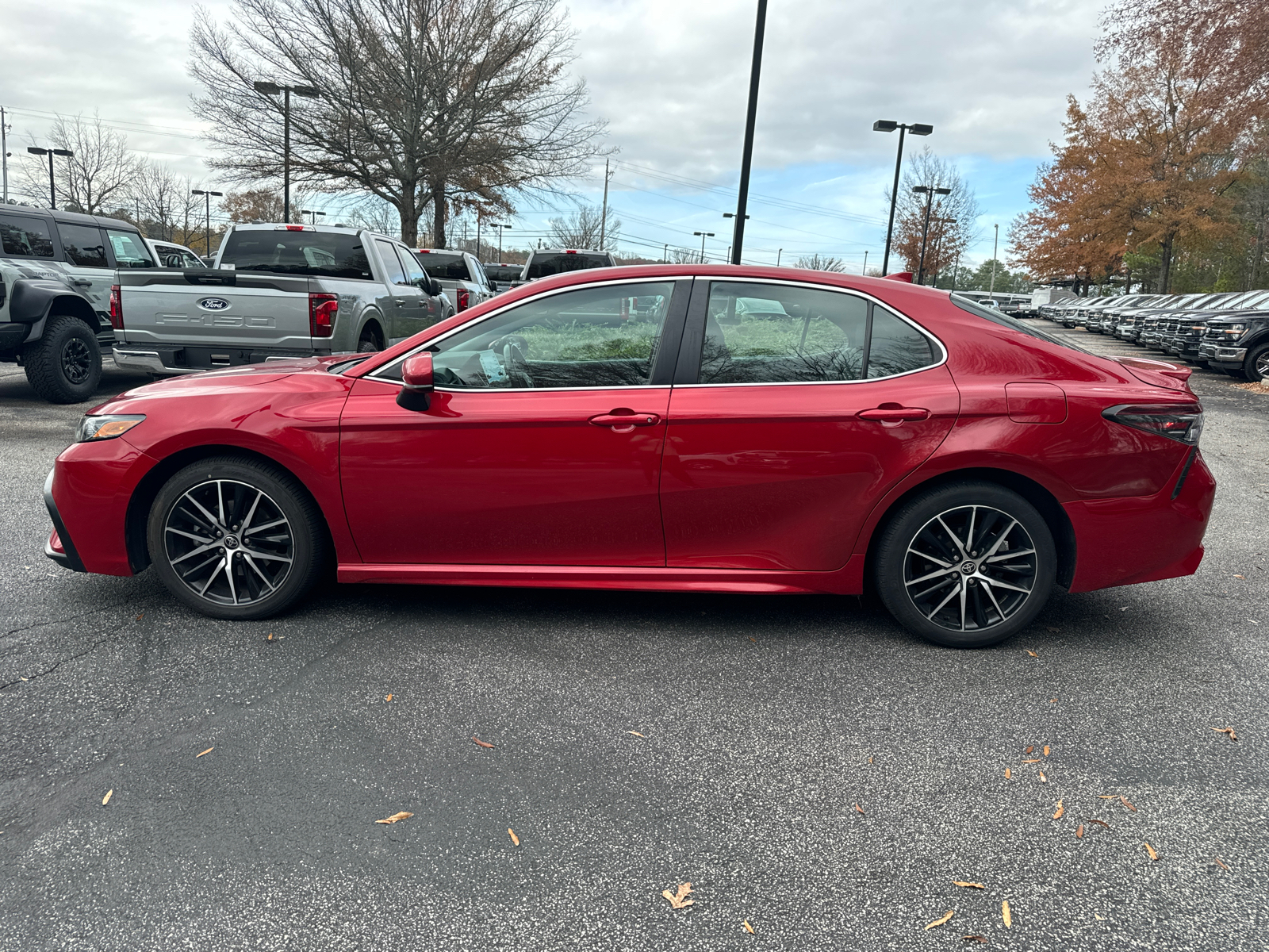 2021 Toyota Camry SE 8