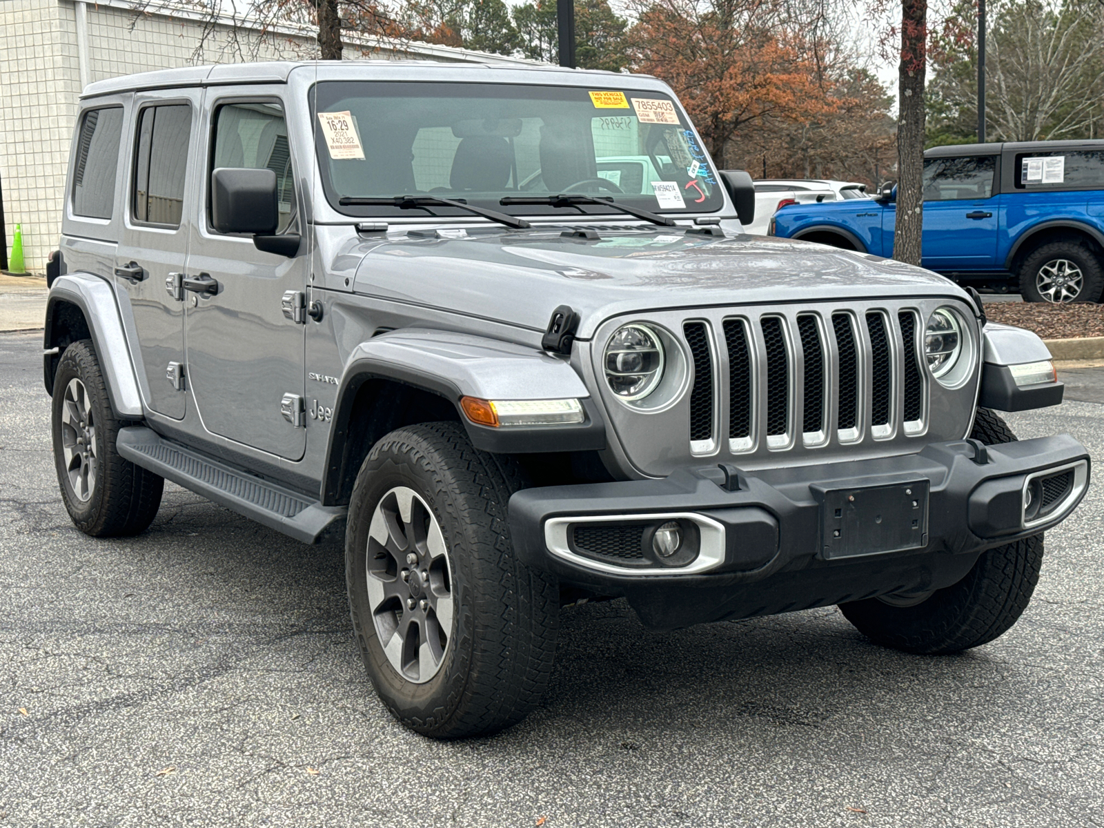 2021 Jeep Wrangler Unlimited Sahara 3