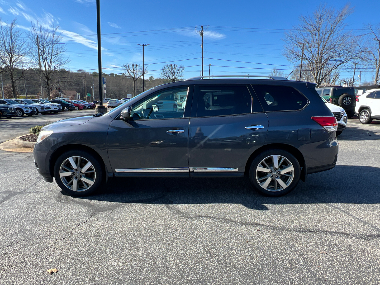 2014 Nissan Pathfinder S 8