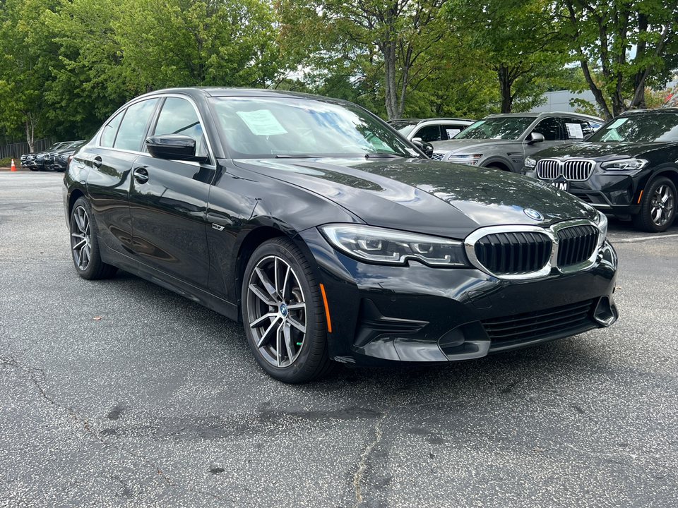 2022 BMW 3 Series 330e xDrive 3