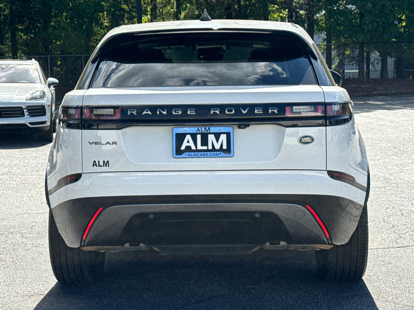 2022 Land Rover Range Rover Velar P250 R-Dynamic S 6