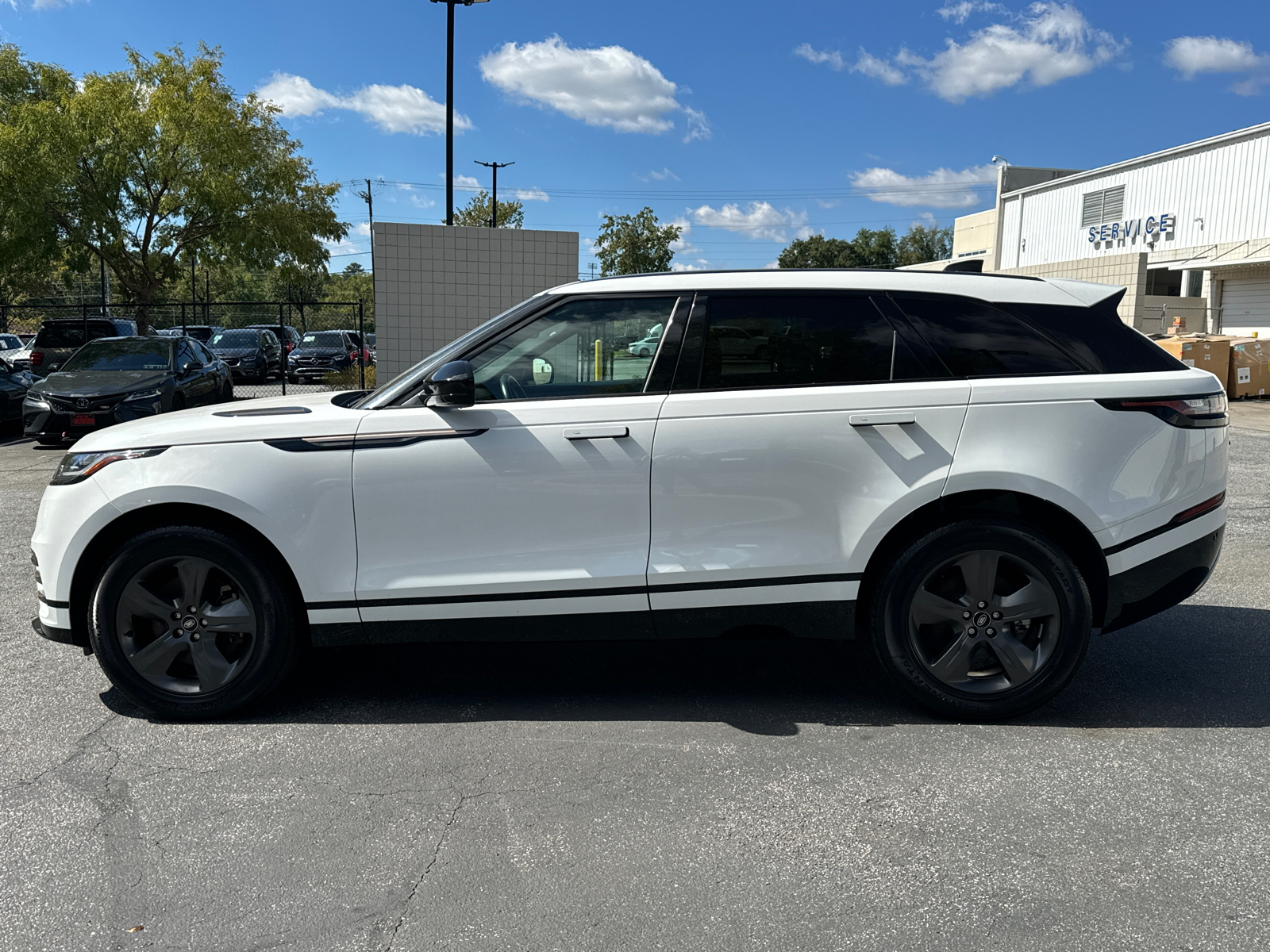 2022 Land Rover Range Rover Velar P250 R-Dynamic S 8