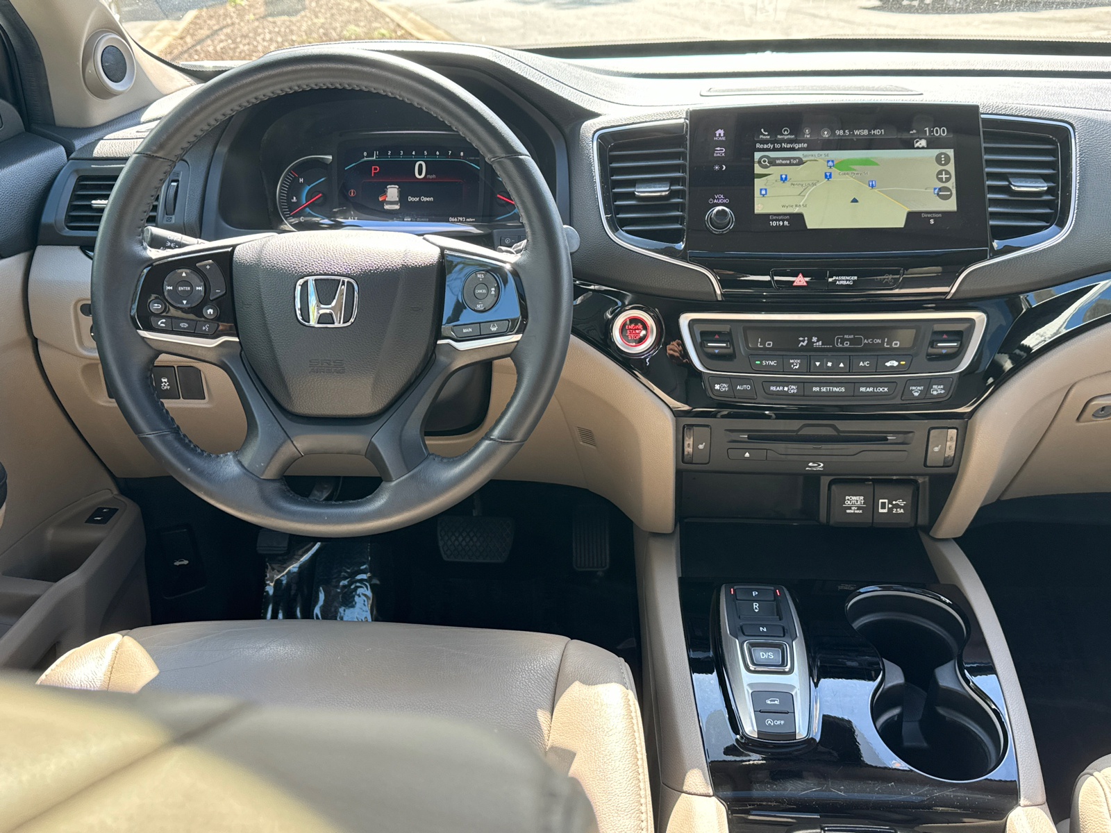 2022 Honda Pilot Touring 26