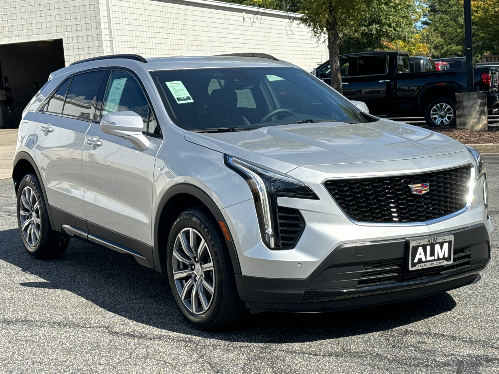 2022 Cadillac XT4 Sport 3