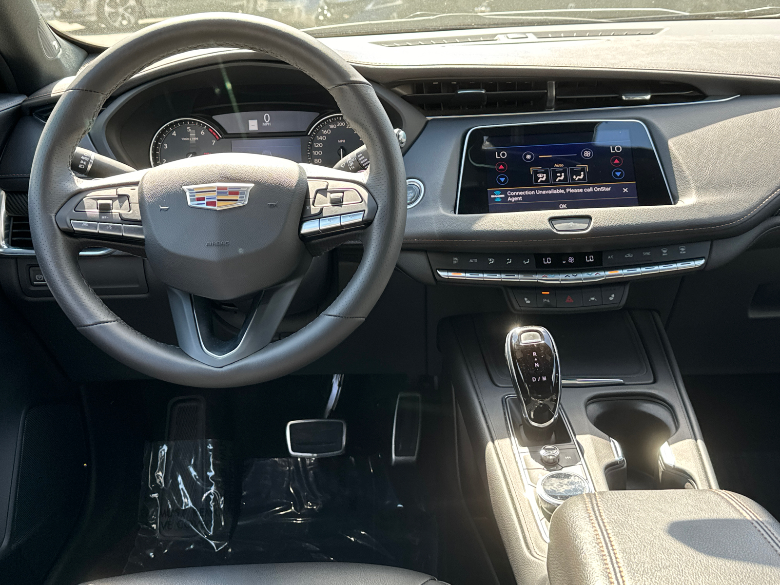 2022 Cadillac XT4 Sport 25