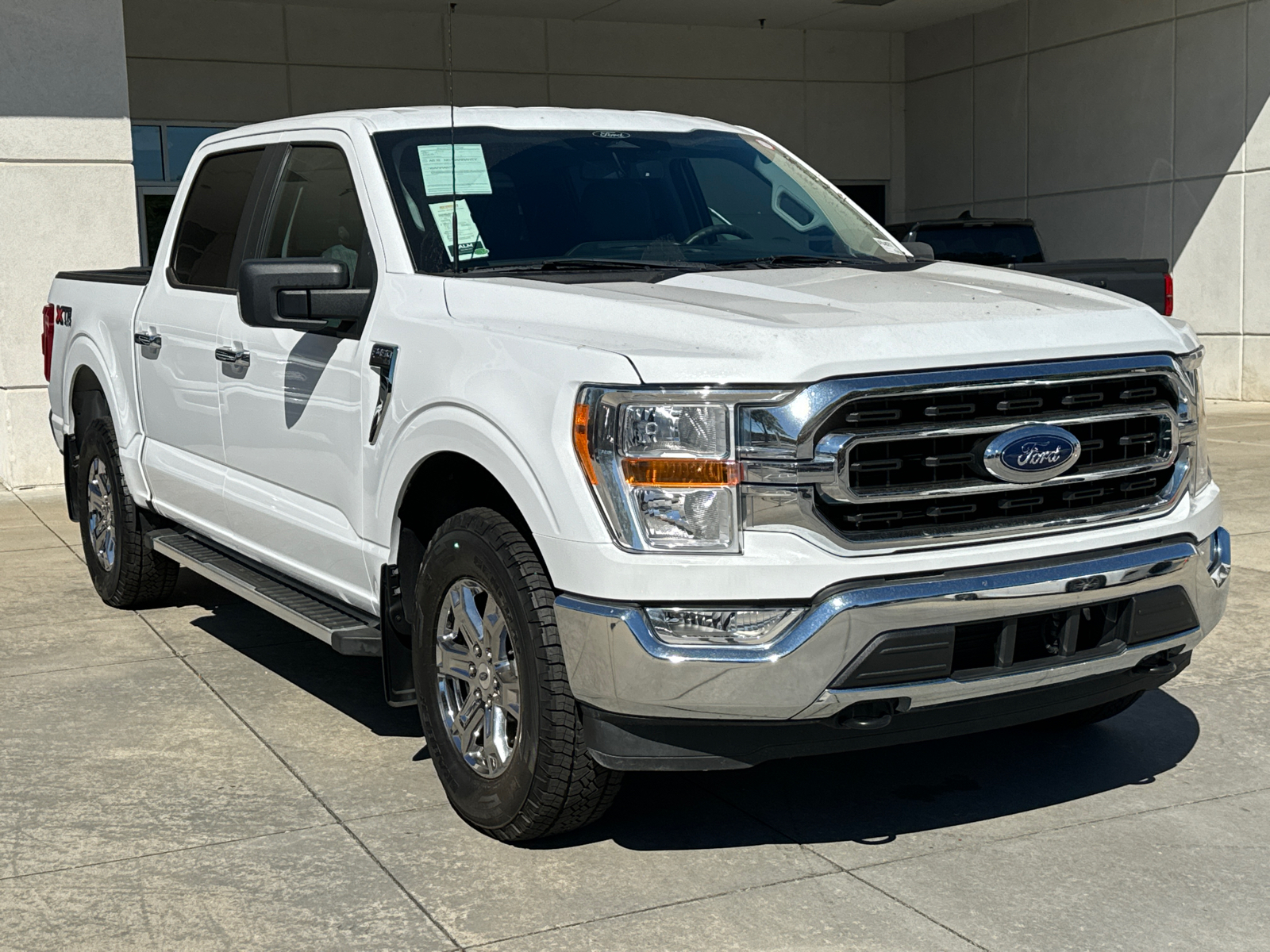 2022 Ford F-150 XLT 3