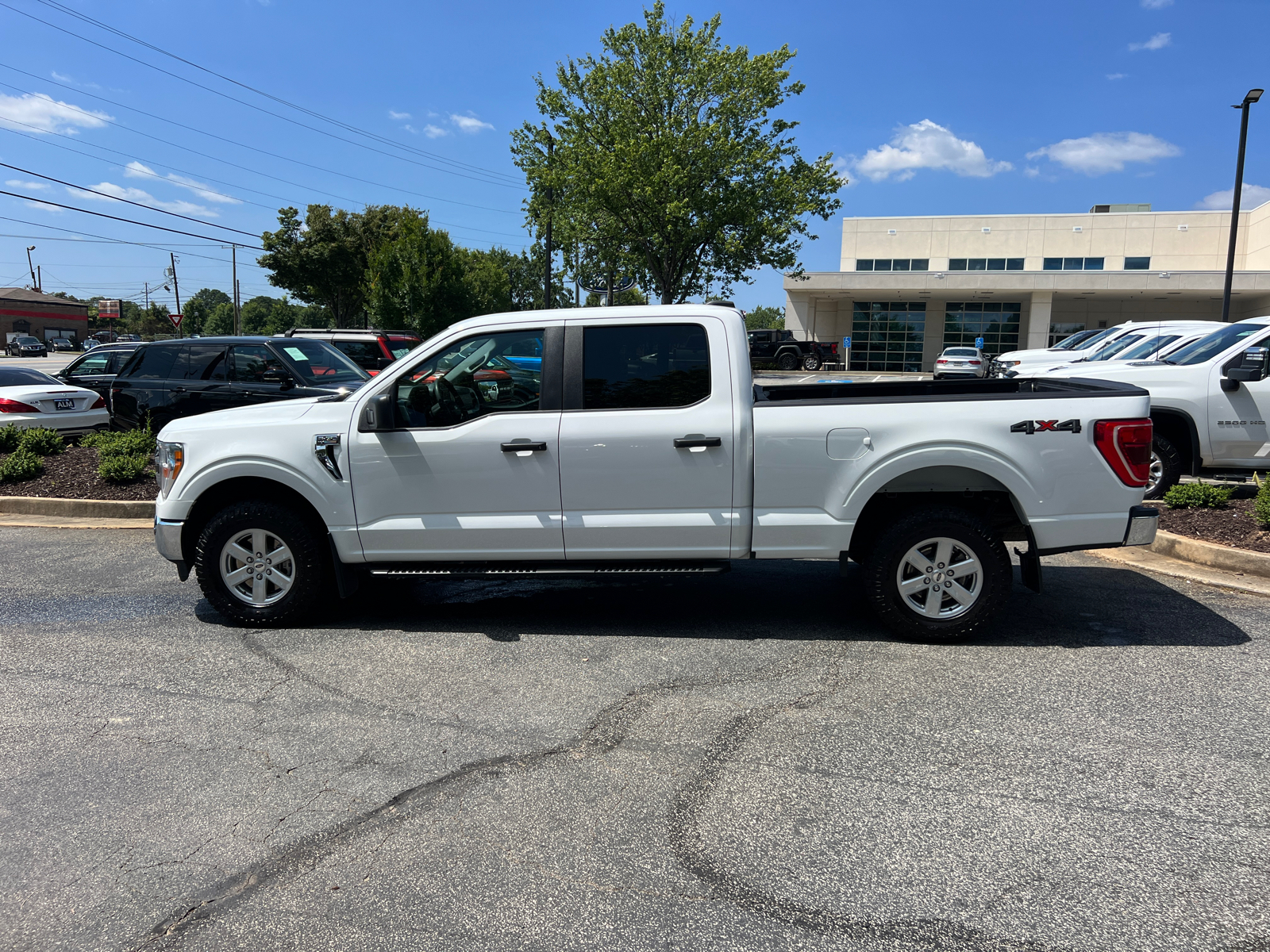 2022 Ford F-150 XLT 8