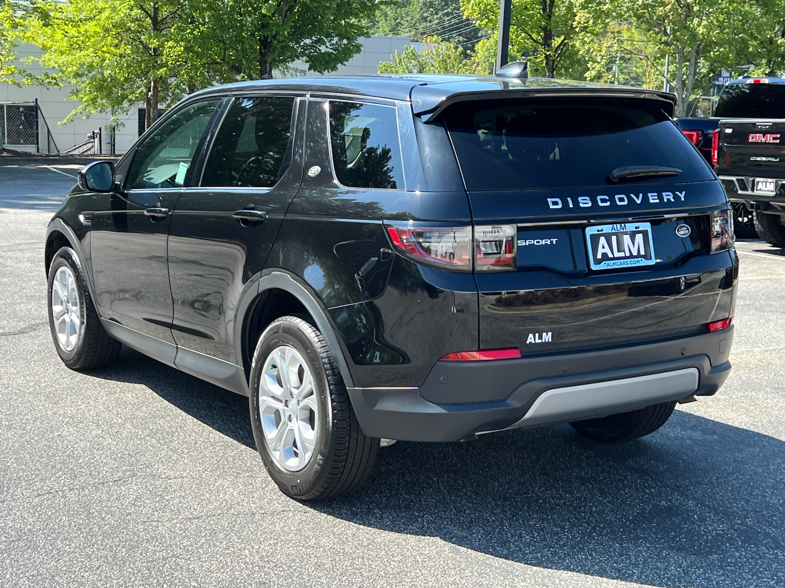 2022 Land Rover Discovery Sport S 3