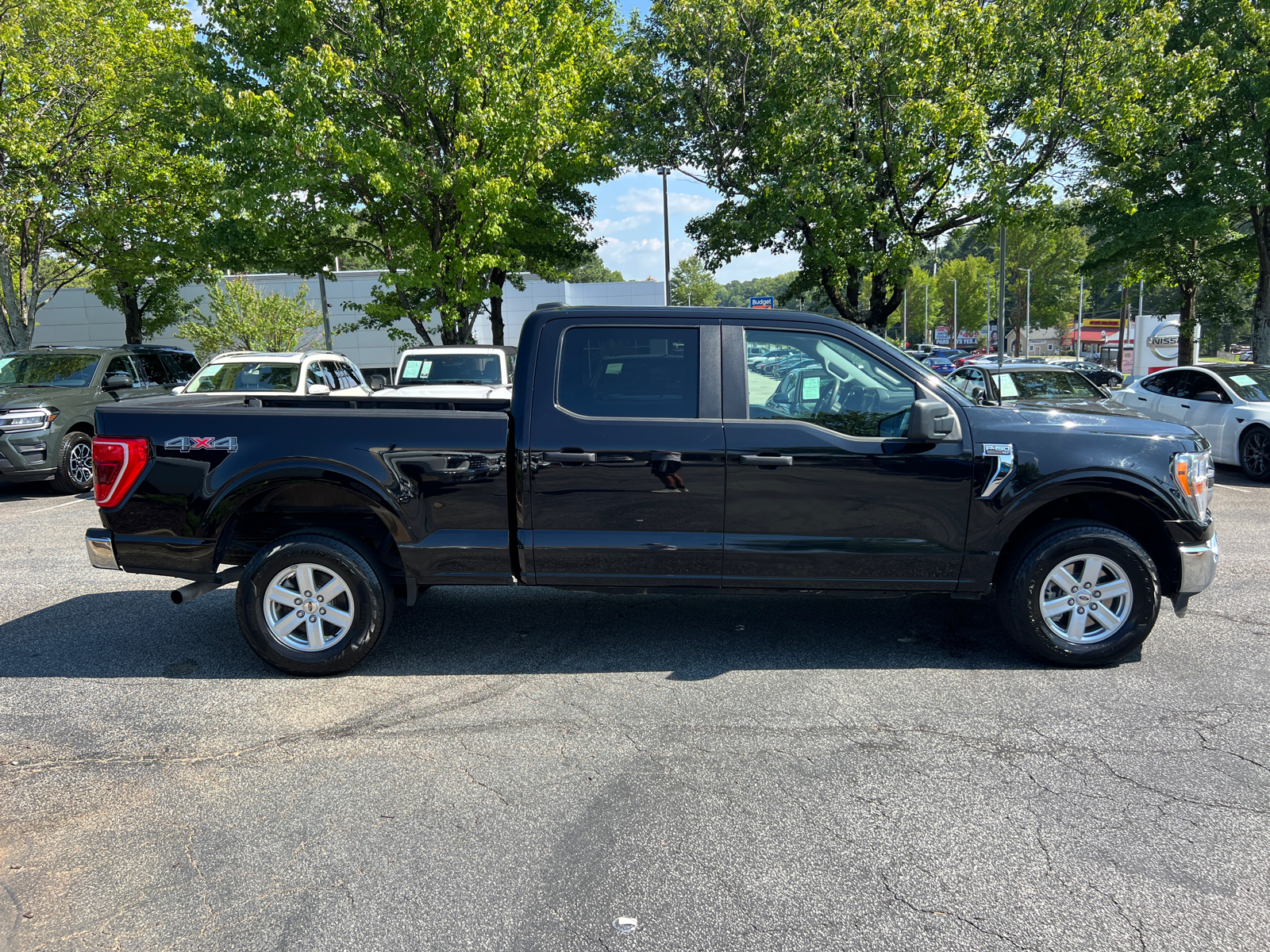 2022 Ford F-150 XLT 4