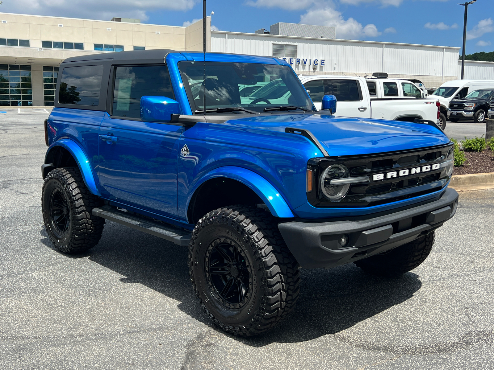 2022 Ford Bronco Outer Banks 3