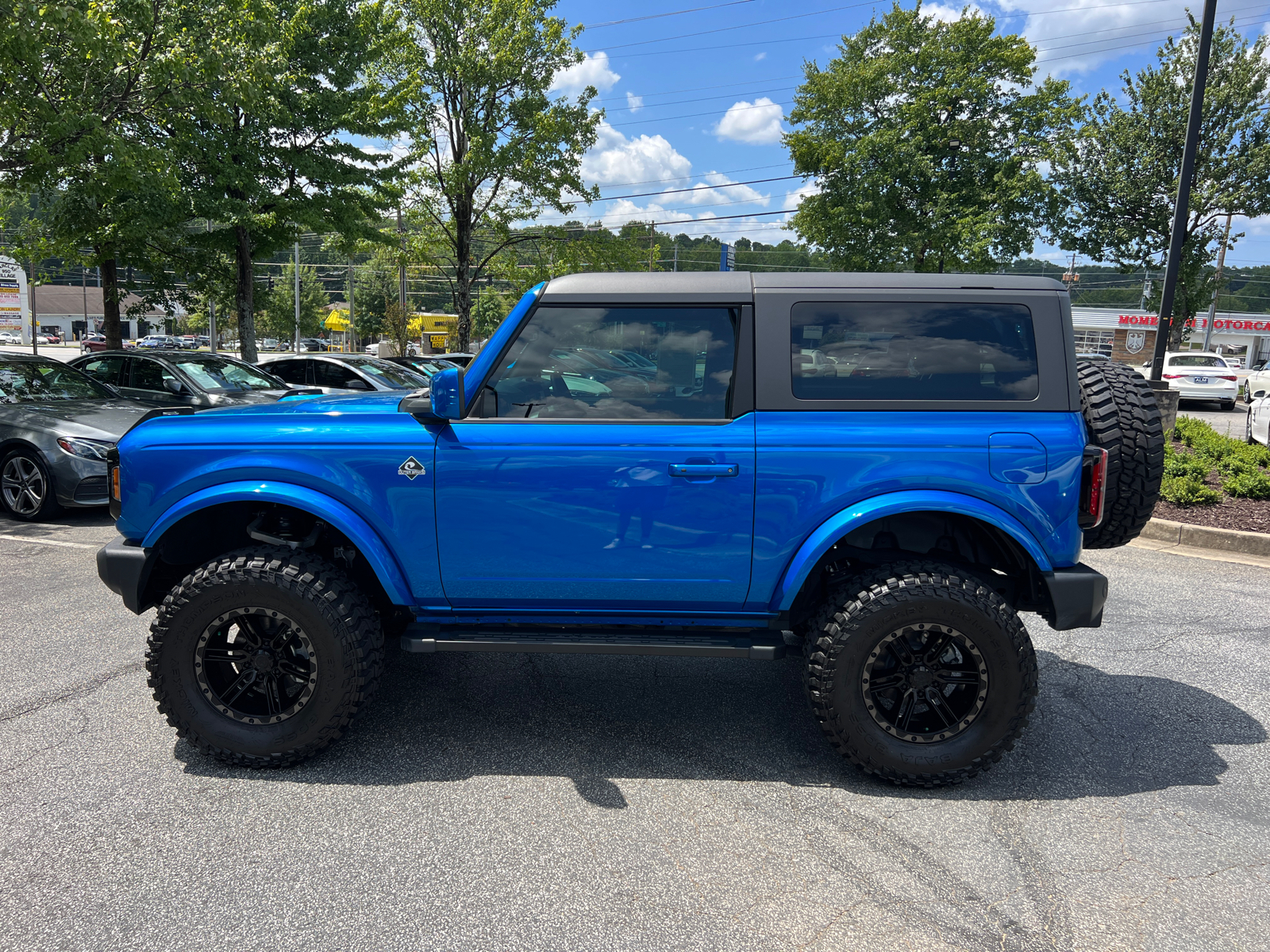 2022 Ford Bronco Outer Banks 8