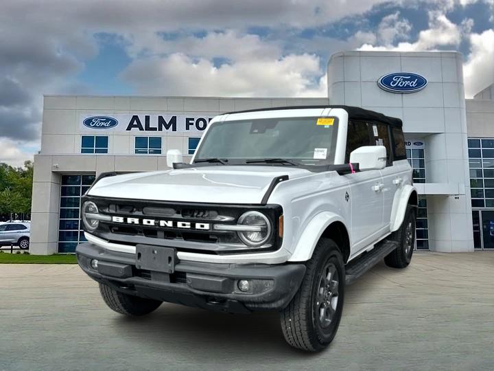 2022 Ford Bronco Base 1