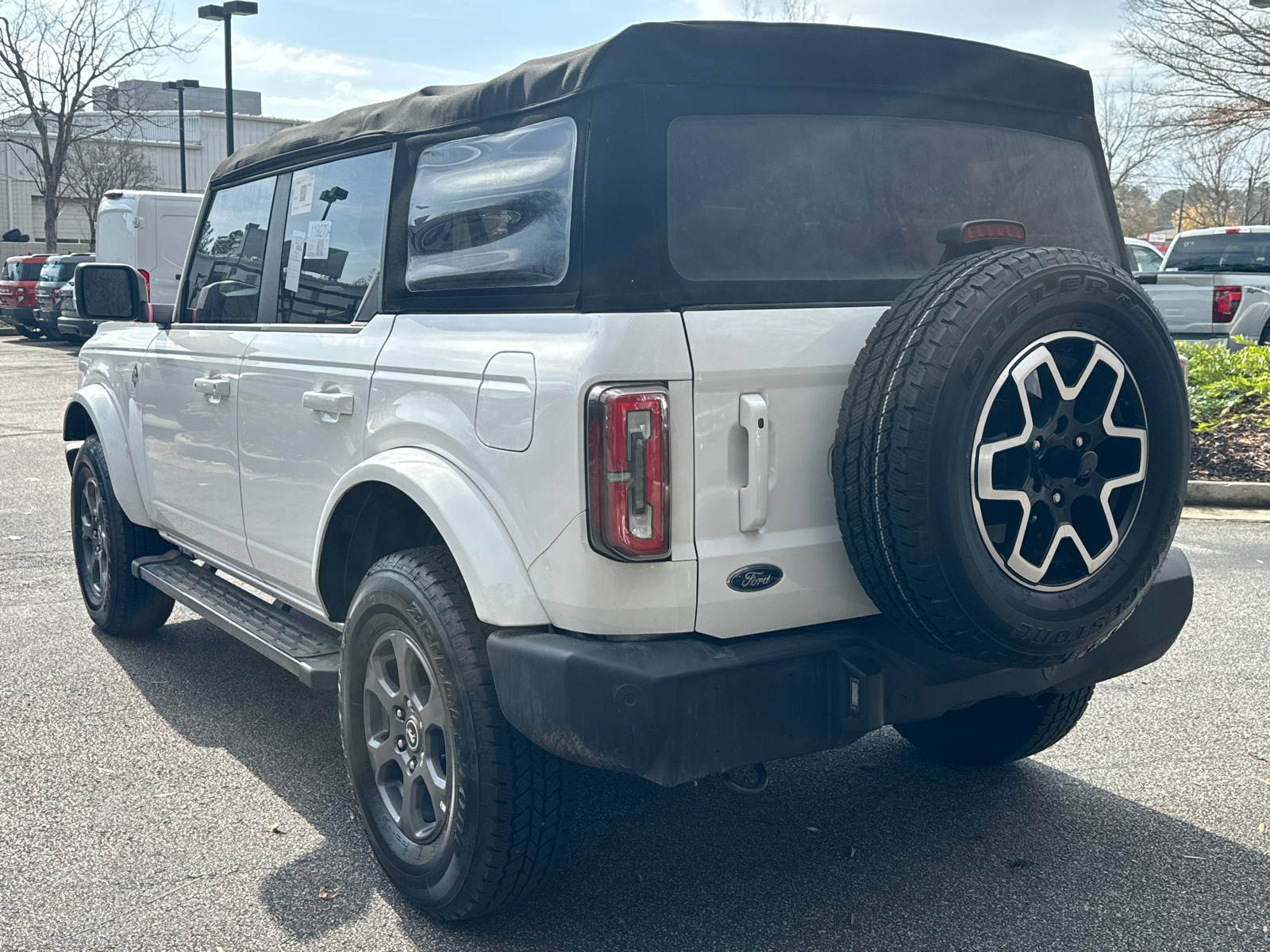 2022 Ford Bronco Base 7