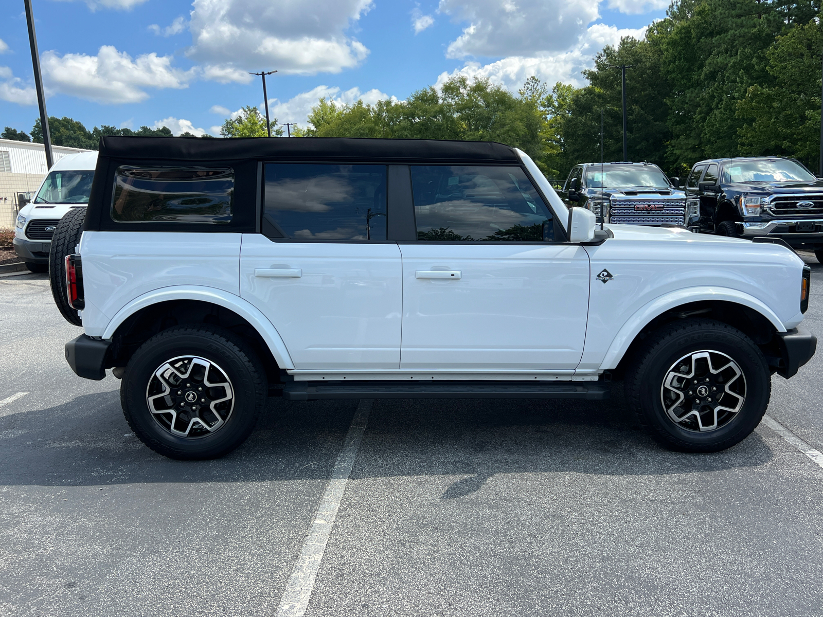 2022 Ford Bronco Outer Banks 6