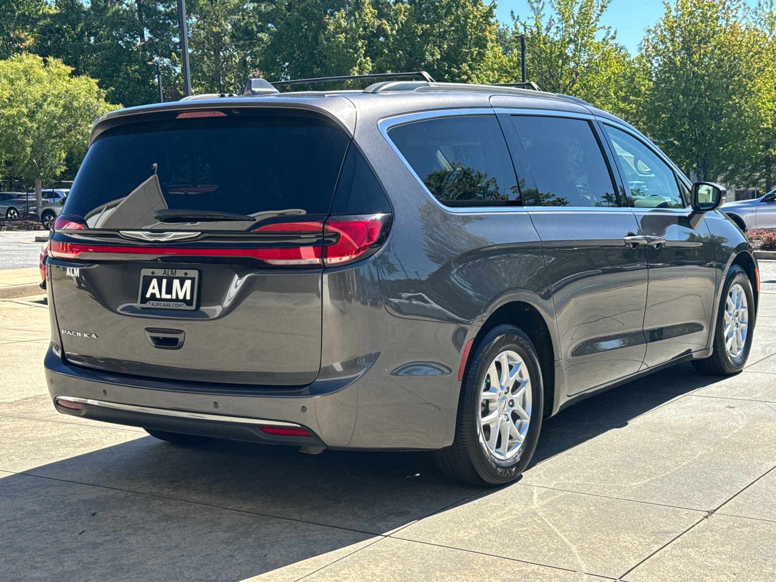 2022 Chrysler Pacifica Touring L 5