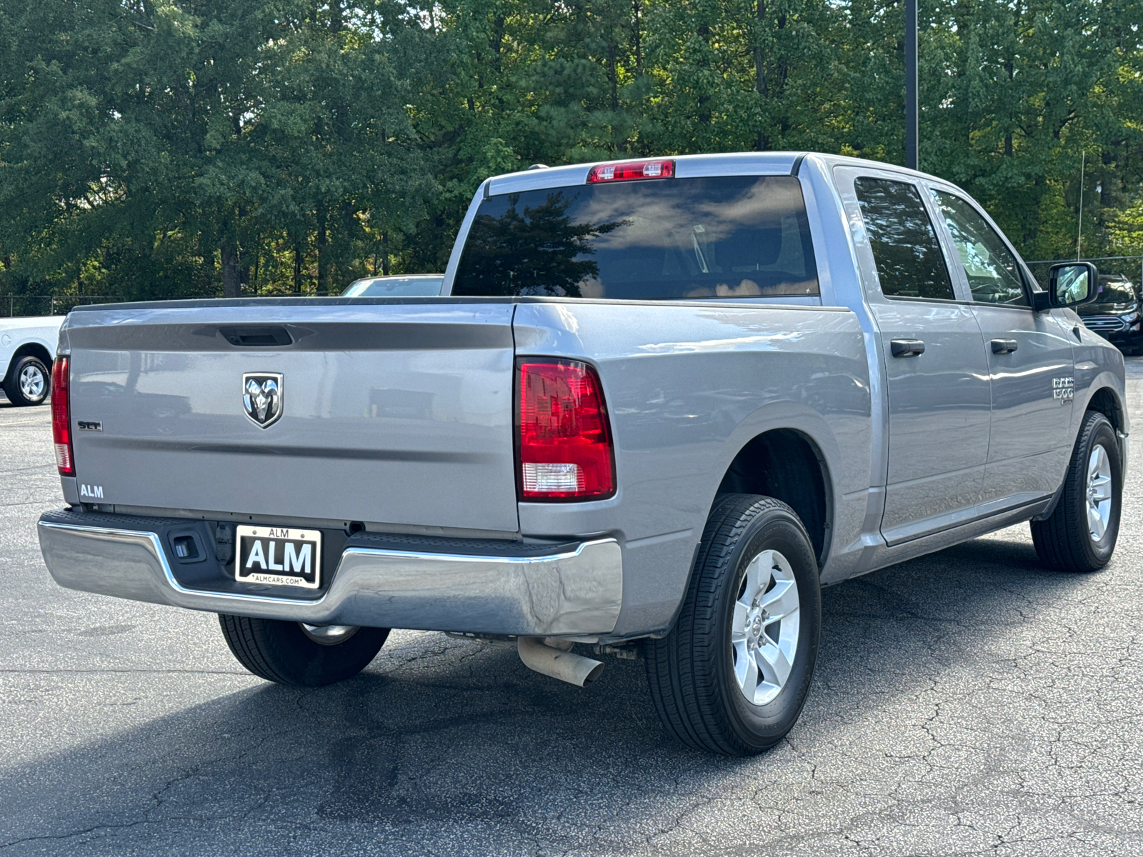 2022 Ram 1500 Classic SLT 5