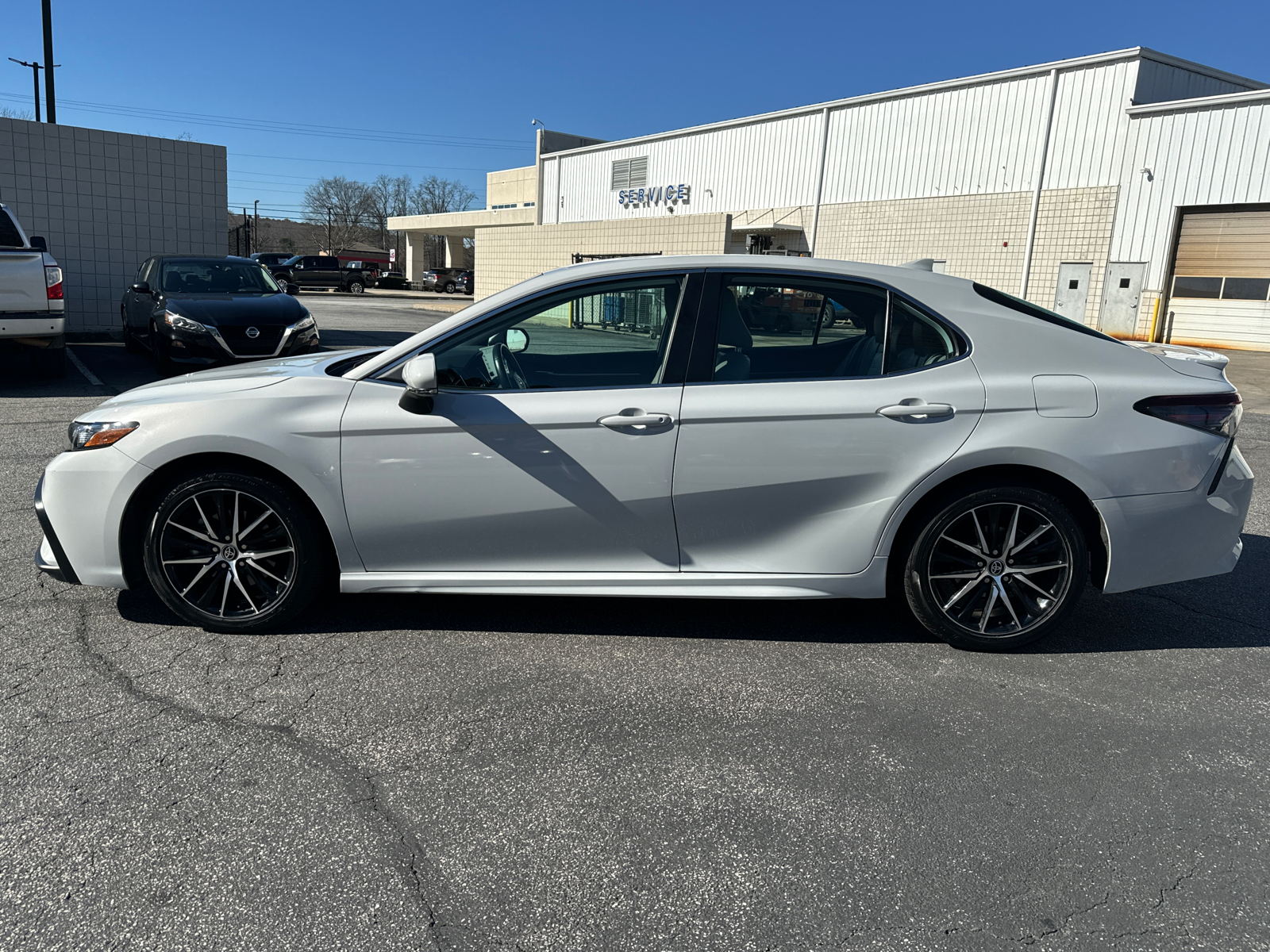 2022 Toyota Camry SE 8