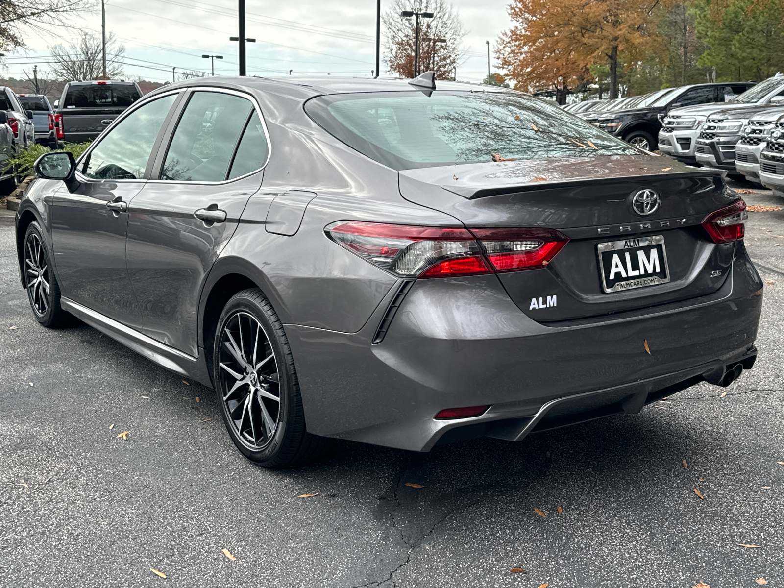 2022 Toyota Camry SE 7