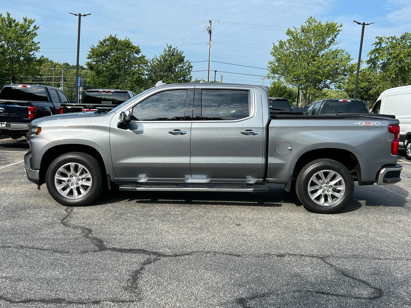 2022 Chevrolet Silverado 1500 LTD LTZ 2