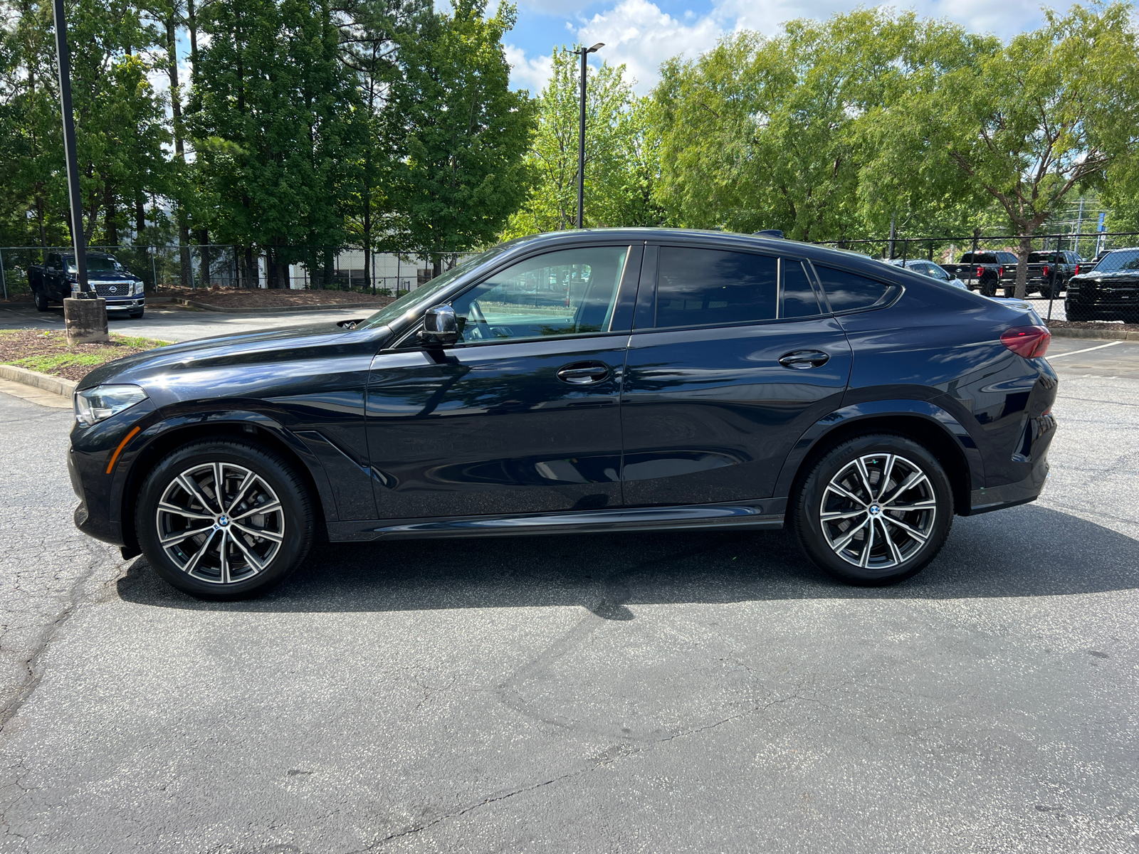 2023 BMW X6 xDrive40i 8