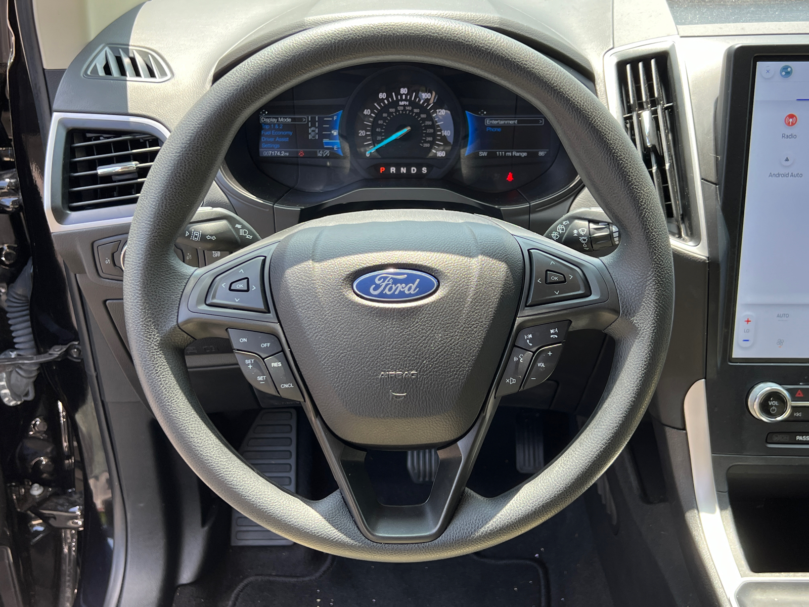 2023 Ford Edge SE 17