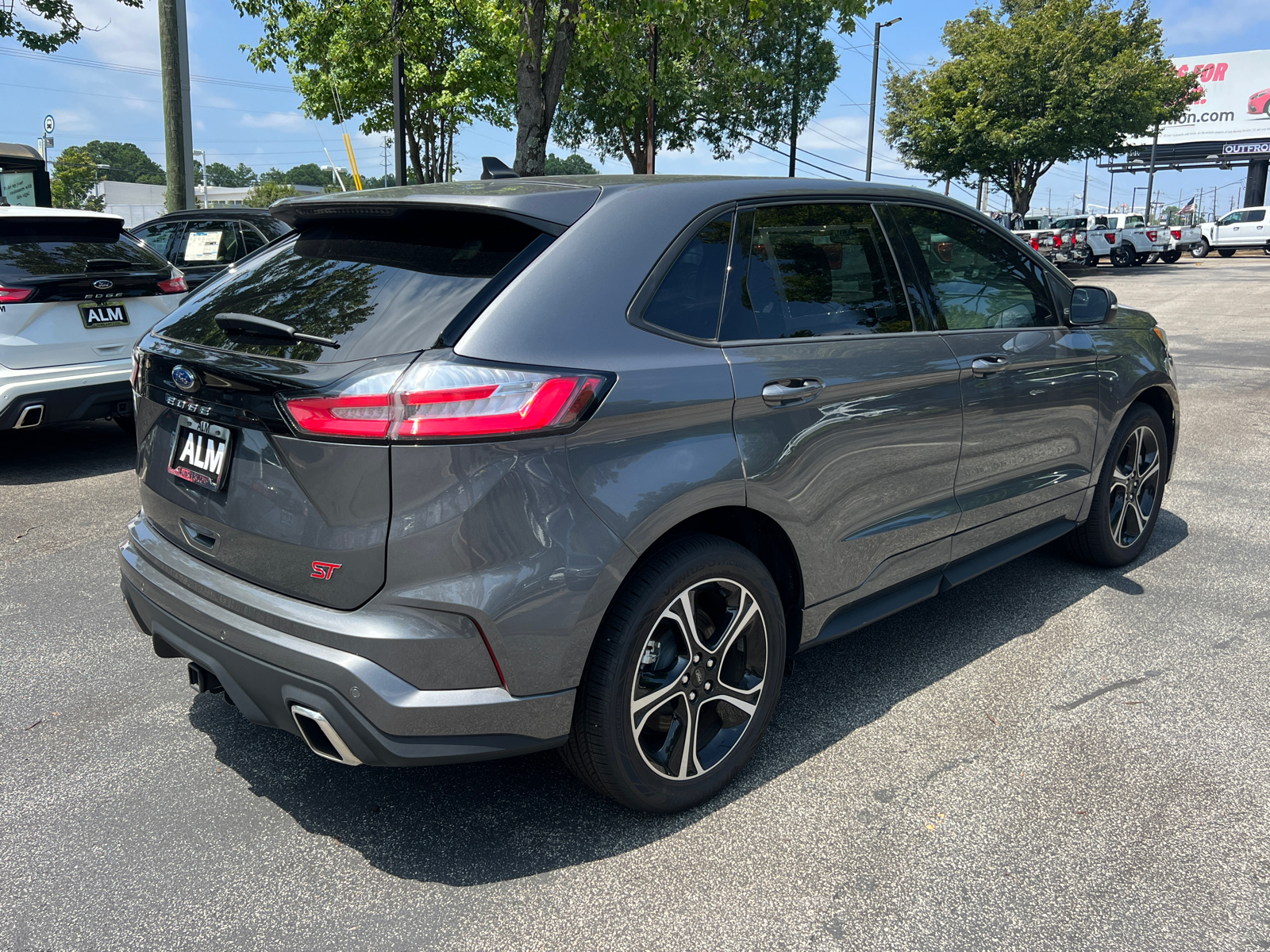 2023 Ford Edge ST 5