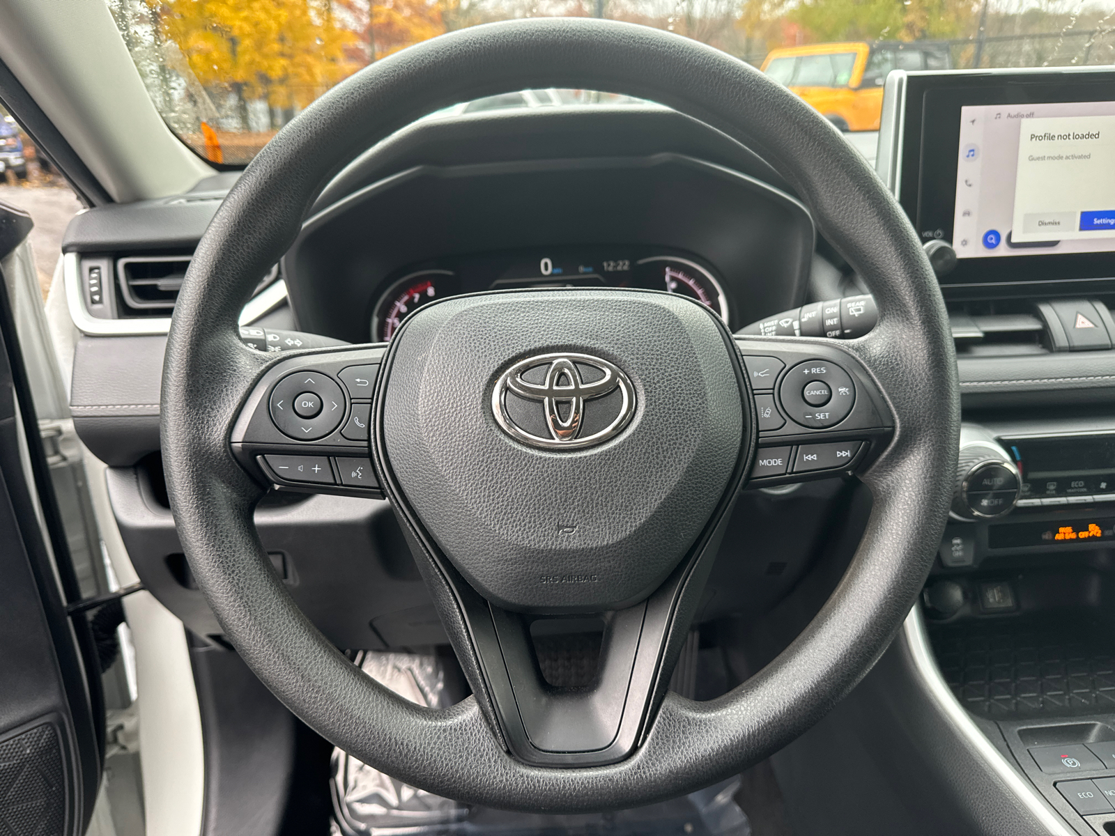 2023 Toyota RAV4 XLE 25