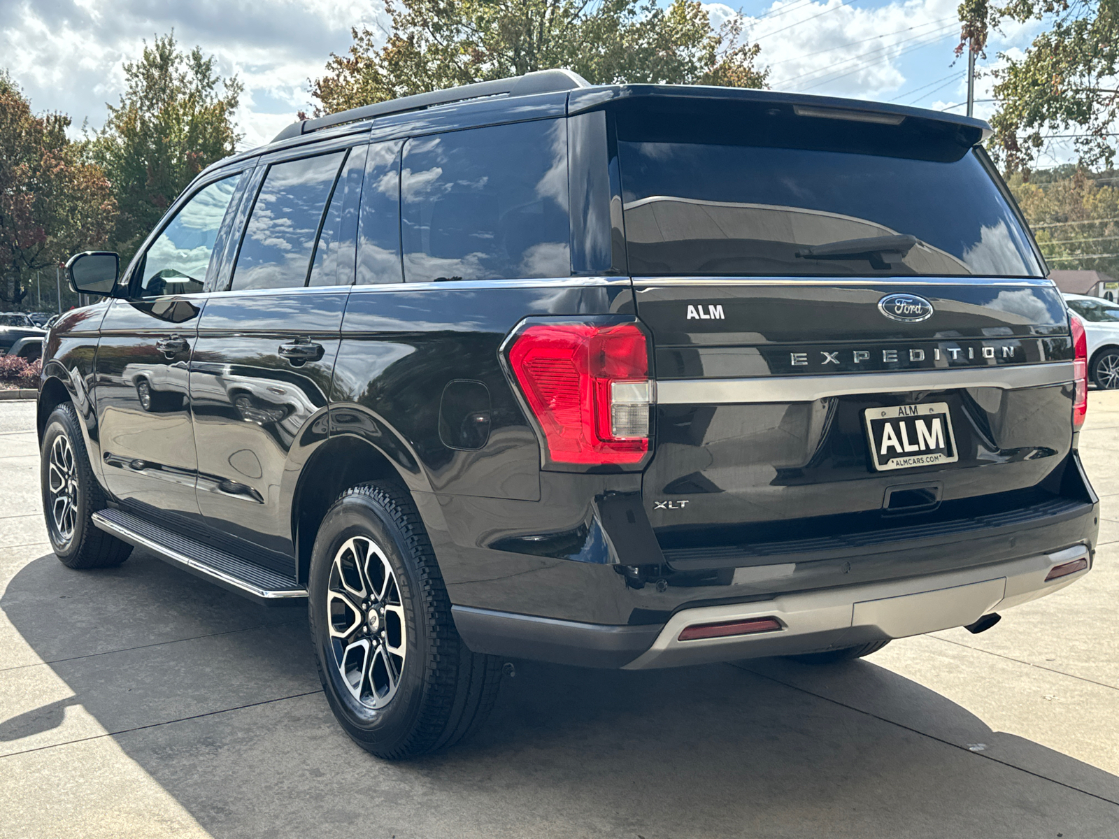 2023 Ford Expedition XLT 7