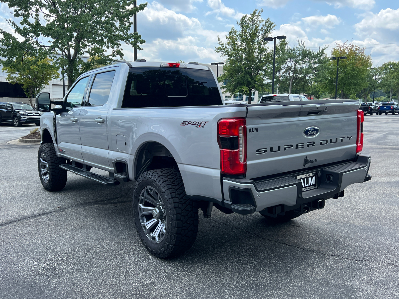 2023 Ford F-250SD XLT 7