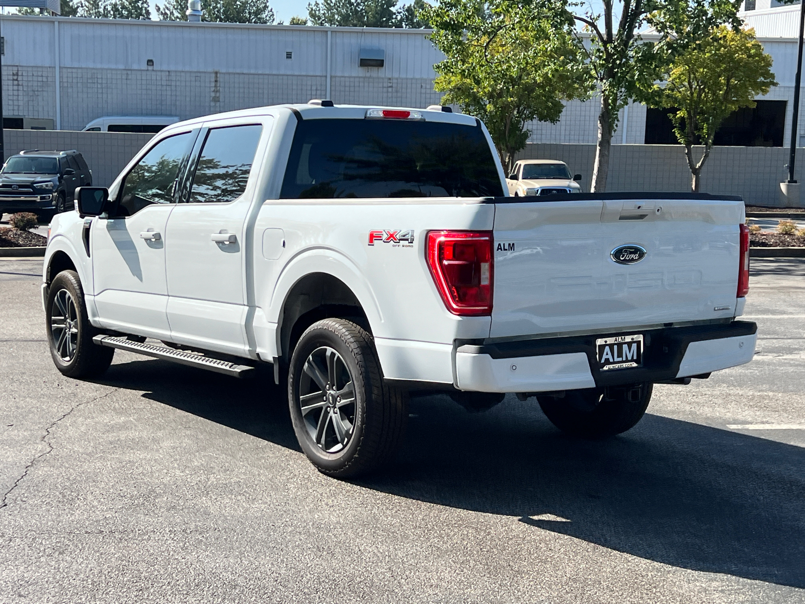 2023 Ford F-150 XL 3