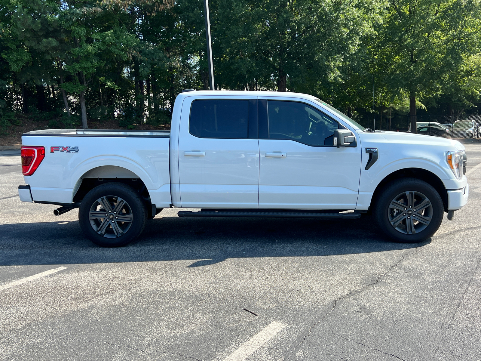 2023 Ford F-150 XL 6