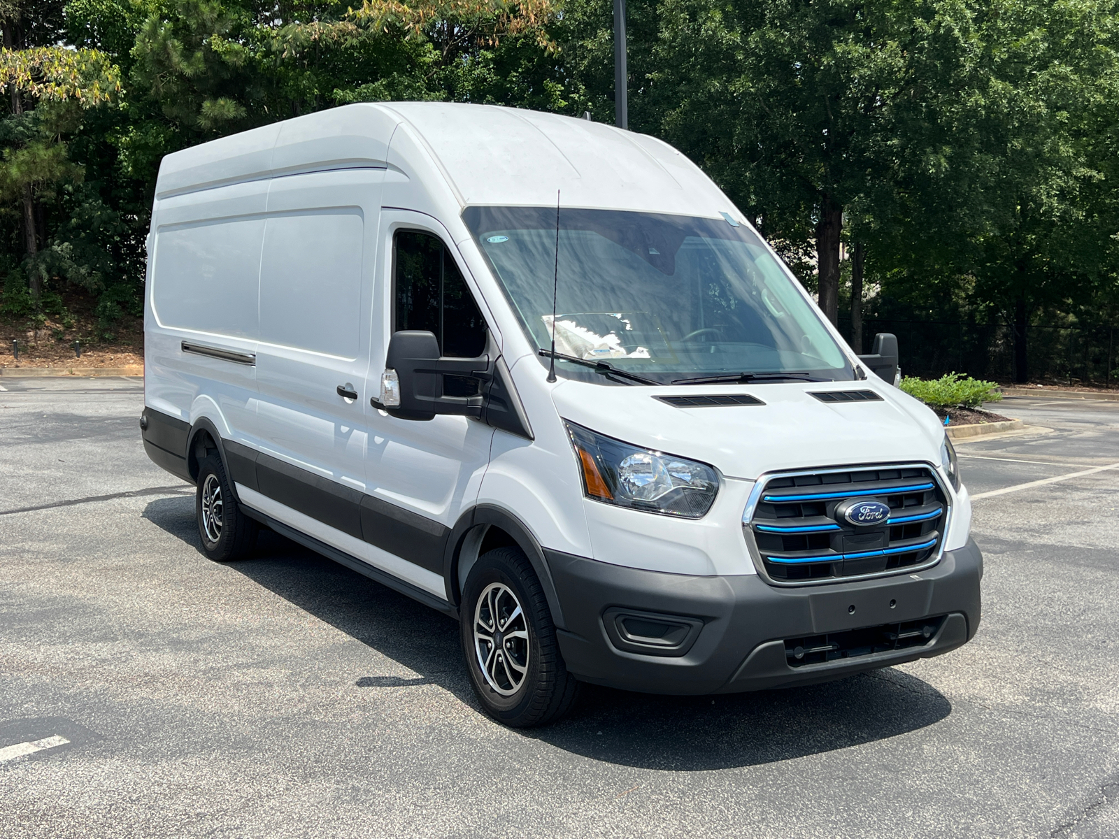 2023 Ford E-Transit-350 Base 3