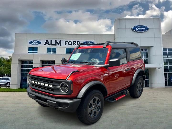 2023 Ford Bronco Base 1